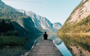 Stress verursacht häufig sowohl physische als auch psychische Symptome.