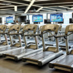 Laufbänder im Fitnessstudio