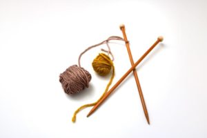 Stricknadel mit Wolle