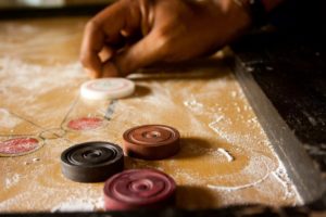 Carrom Brettspielen Regeln